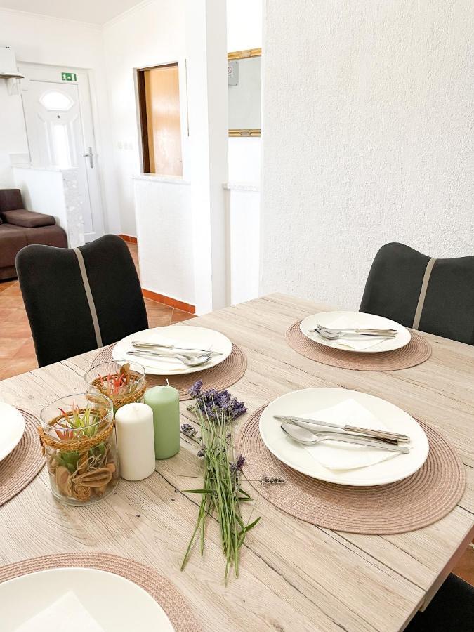 Beautiful Secluded Area Near Novalja Vacation House With Pool And Sea View Villa Lara Eksteriør bilde